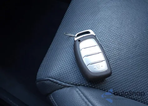 2017 Hyundai Tucson Limited из США, поврежденный, VIN KM8J3CA27HU377373